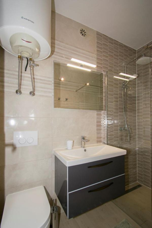 Apartman M In Premantura Exterior foto