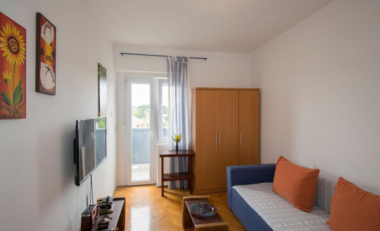 Apartman M In Premantura Exterior foto